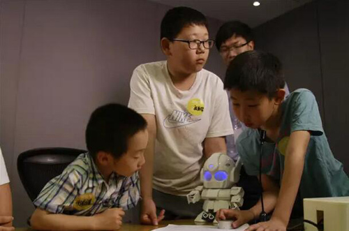 童程童美參與Bluemix少年開發(fā)者趣玩體驗營 童程童美參與Bluemix少年開發(fā)者趣玩體驗營