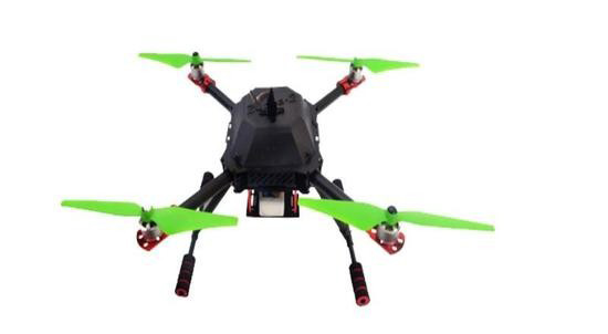 父子聯(lián)手創(chuàng)業(yè) 要做印度無人機領(lǐng)域第一個人