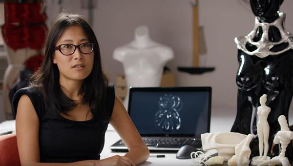 受銀河系啟發的3D打印Vortex連衣裙