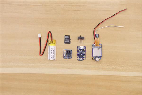 新指南教您用3D打印機DIY微型便攜式間諜相機