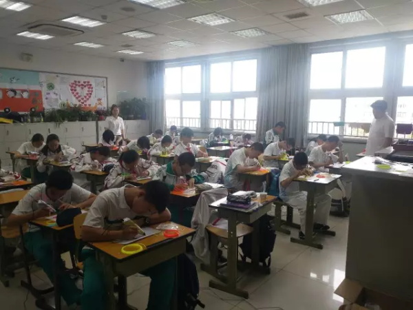 當(dāng)好幫手精準(zhǔn)服務(wù)，童程童美助力學(xué)校科技活動(dòng)