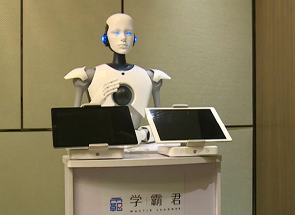 數學高考：兩AI考生交卷，最高考到134分