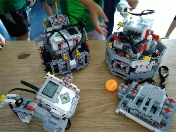 我們見證智能機械的未來 WRO達內直選賽圓滿落幕