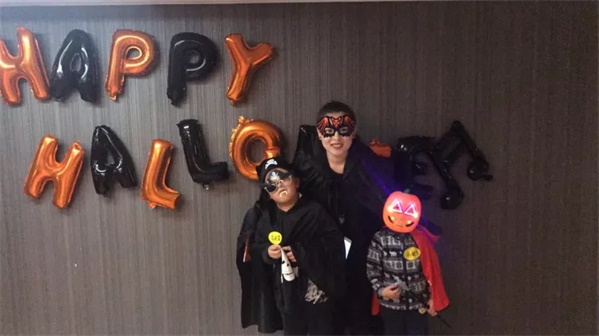 萬圣狂歡，百鬼夜行！這群“搗蛋鬼”們在童程童美各地校區玩的很happy！