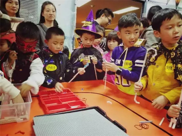 萬圣狂歡，百鬼夜行！這群“搗蛋鬼”們在童程童美各地校區玩的很happy！