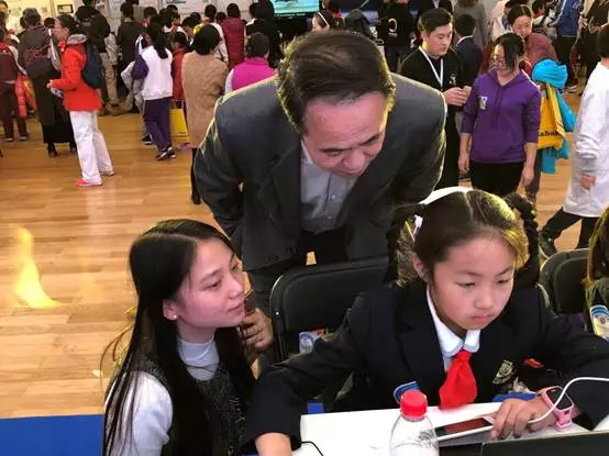 北京上地首屆青少年科技節(jié)|創(chuàng)新成長孵化夢想，童程童美老師受邀現(xiàn)場助力！