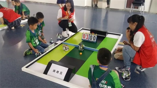 世界杯已經(jīng)開始，不過，據(jù)說竟然還有比它更精彩球賽！