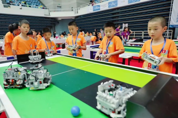 【W(wǎng)RO達內(nèi)賽】全國機器人小達人齊聚清華，規(guī)模創(chuàng)童程童美歷史之最！