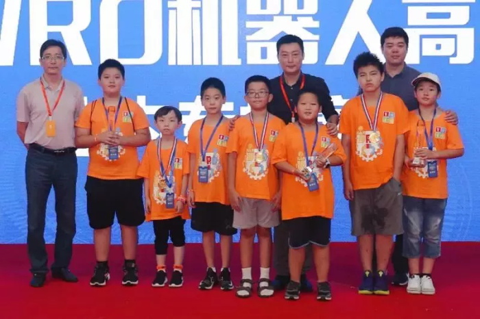 【W(wǎng)RO達內(nèi)賽】全國機器人小達人齊聚清華，規(guī)模創(chuàng)童程童美歷史之最！