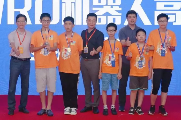 【W(wǎng)RO達內(nèi)賽】全國機器人小達人齊聚清華，規(guī)模創(chuàng)童程童美歷史之最！