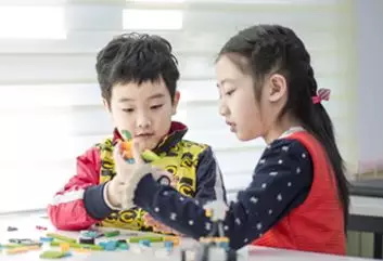 2018全球編程1小時活動大幕將啟，童程童美10小時免費編程課重磅推出！