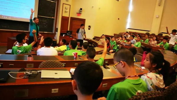 春節(jié)還能這么過 ▏童程童美2019寒假高端編程研學(xué)營(yíng)全球啟航