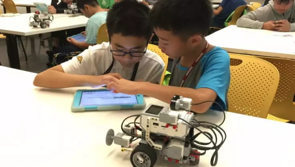 春節(jié)還能這么過 ▏童程童美2019寒假高端編程研學(xué)營(yíng)全球啟航