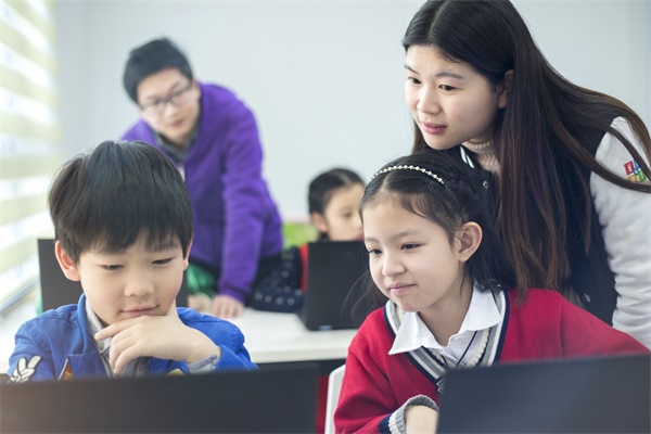 人社部發布新的職業，孩子未來的機會你掌握了嗎？