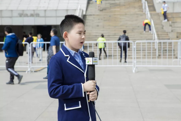 童程童美首位央視小記者，CCTV出鏡啦！