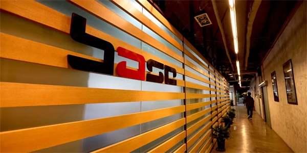 這個暑假，來童程童美，用無人機創(chuàng)作人生的第一部微電影吧！