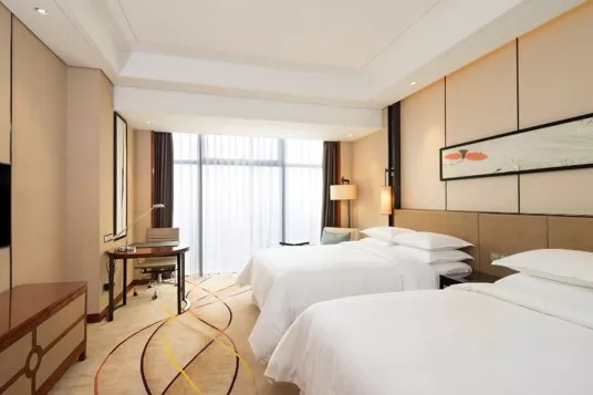 這個暑假，來童程童美，用無人機創(chuàng)作人生的第一部微電影吧！