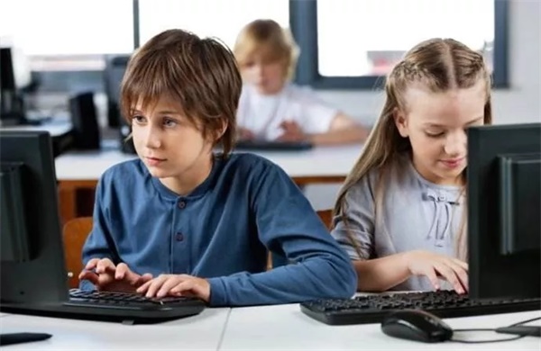 【國內(nèi)營地】國外超火爆的游戲設計&開發(fā)主題營，北京也有啦！