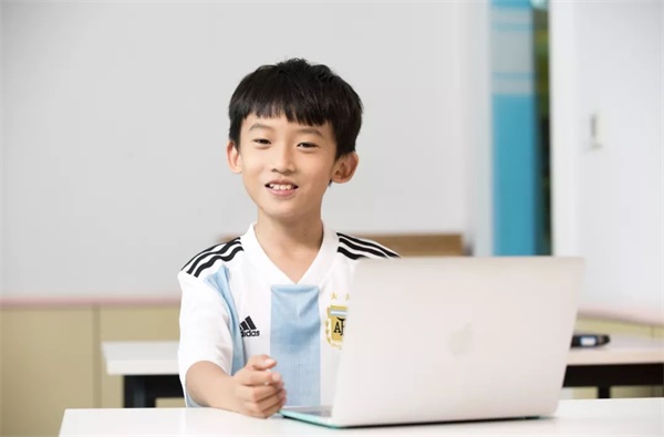 暑假怎么安排？Cool Kids都報(bào)名了公益編程課！ 