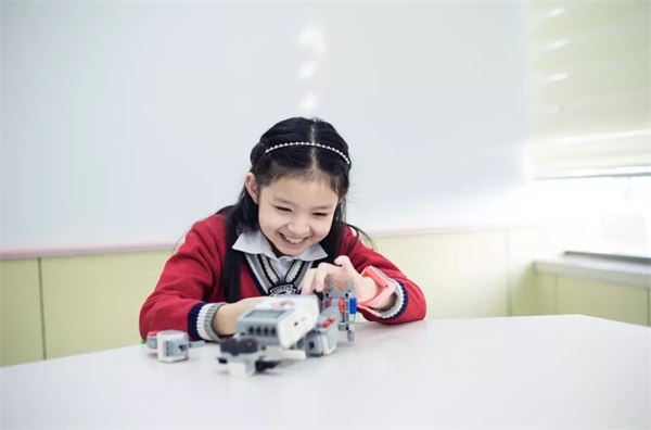 暑假怎么安排？Cool Kids都報(bào)名了公益編程課！ 