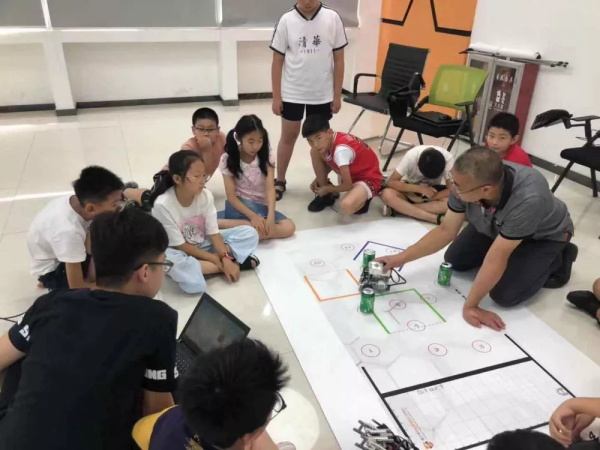 走向勝利，202顆明日之星云集童程童美RoboRAVE國際大賽暑期特訓營！