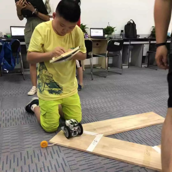 走向勝利，202顆明日之星云集童程童美RoboRAVE國際大賽暑期特訓營！