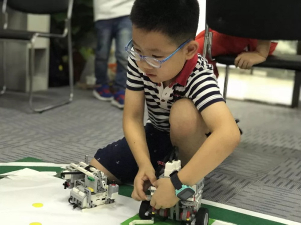 走向勝利，202顆明日之星云集童程童美RoboRAVE國際大賽暑期特訓營！