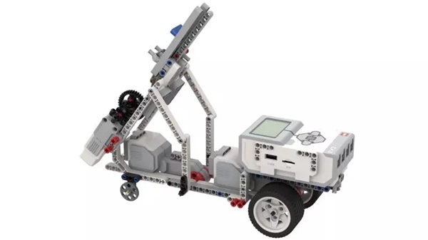 八一建軍節(jié)，有一群小小特種兵將會秘密集結(jié)……