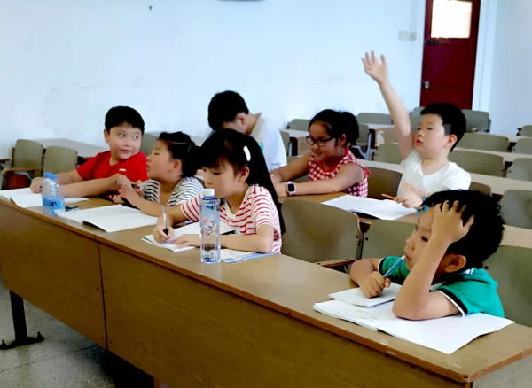 童程童美央視小記者集訓(xùn)，助力孩子成功登上央視舞臺(tái)！