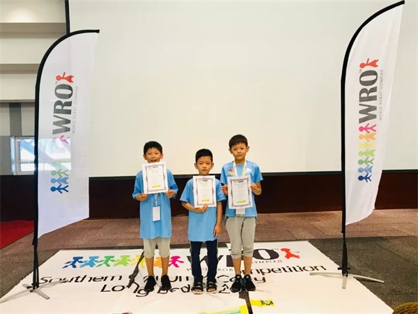 跨國交流，童程童美學員登上中國駐洛杉磯總領館官網頭條！