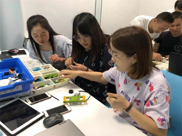 公益助學 | 童程童美發揮編程教學優勢，推動中國教育資源均衡發展 