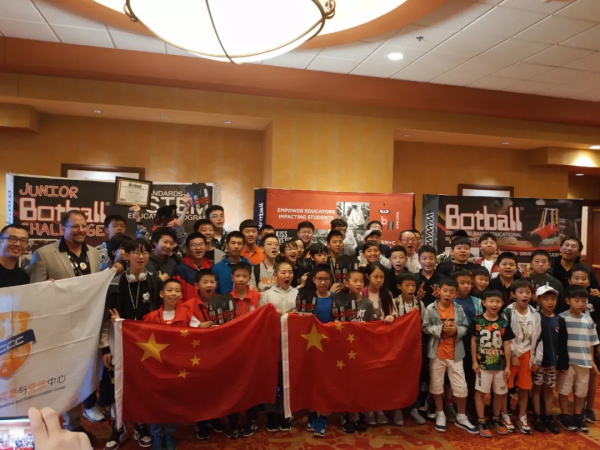 直通國(guó)際賽！Botball國(guó)際教育機(jī)器人大會(huì)-童程童美專場(chǎng)開始報(bào)名啦~