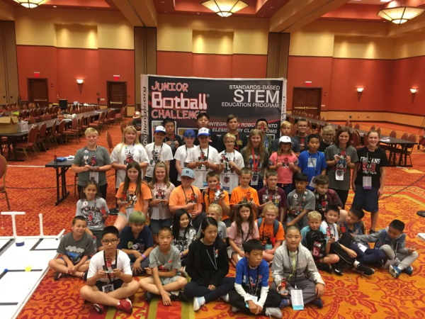 直通國(guó)際賽！Botball國(guó)際教育機(jī)器人大會(huì)-童程童美專場(chǎng)開始報(bào)名啦~