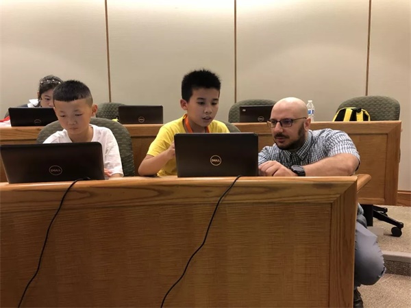 走出國門,擁抱未來!童程童美2020年寒假國際高端編程研學(xué)營報(bào)名開啟! 走出國門,擁抱未來!童程童美2020年寒假國際高端編程研學(xué)營報(bào)名開啟!