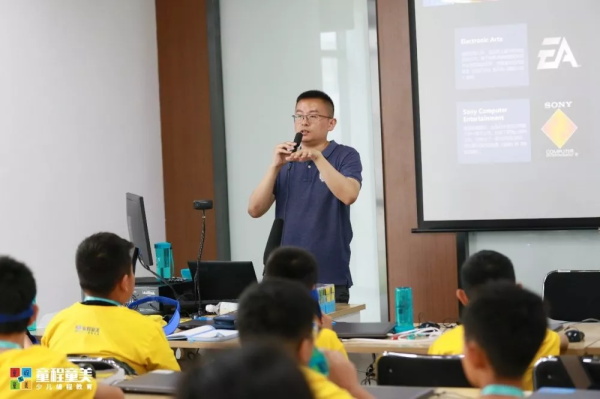 【國內(nèi)營地】童程童美?北京清華AI精英創(chuàng)投挑戰(zhàn)營報(bào)名開啟！