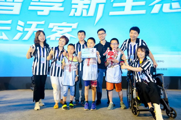 高額獎勵金、直通國際總決賽 | 2020年童程童美RoboRAVE國際教育機器人大會報名開啟！